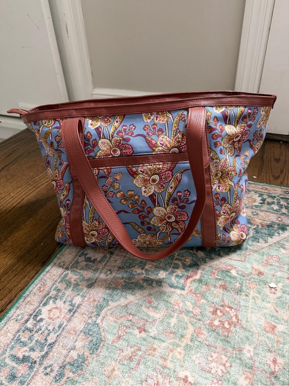 Vera Bradley Hathaway Tote- Begonia Fields in Oxford Canvas